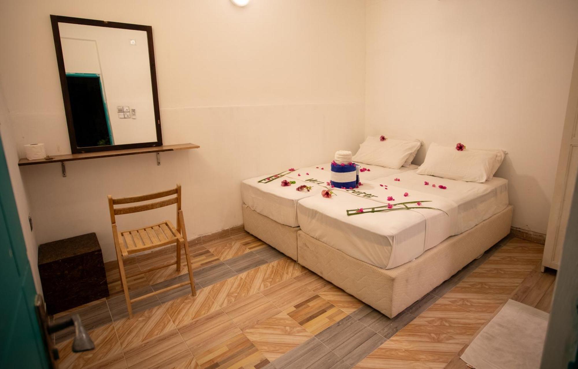 Ihaven Thulusdhoo Hotell Eksteriør bilde